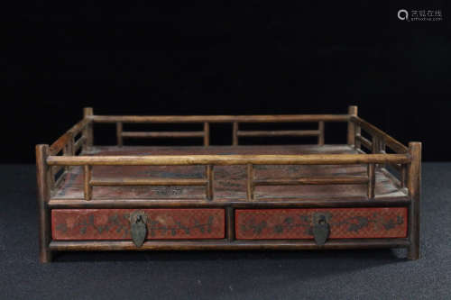 17-19TH CENTURY, A RED PAINTED WOOD BASE , QING DYNASTY