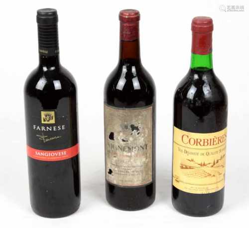 3 Rotweinflaschengrüne u. braune Flaschen mit Originalverschluß u. Etikett, verschiedene Sorten u.