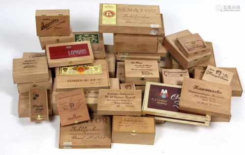 Konvolut Zigarrenkistenca. 45 Stück in verschiedenen Größen u. Hersteller, gut erhalten