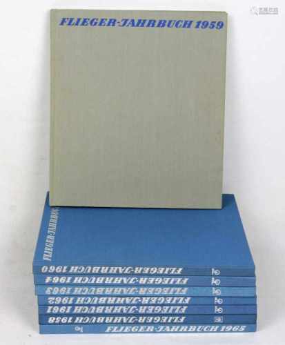 FliegerjahrbuchEine Internationale Umschau des Luftverkehrs, Hrsg. von Heinz A.F.Schmidt, 8 Bände,