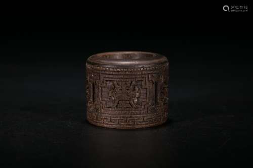 A Chenxiang Wood Carved Thumb Ring