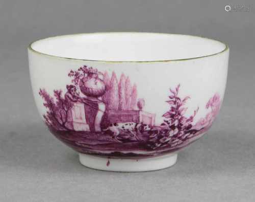 Meissen Tasse Jagddekor um 1765Porzellan mit unterglasurblauer Schwertermarke der