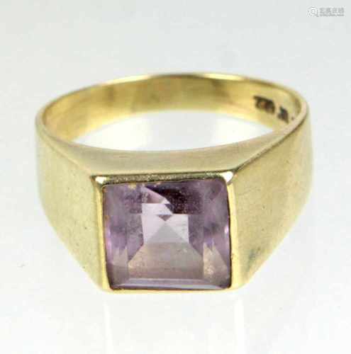 Amethyst Ring - GG 585in Gelbgold 585 (14 Karat) gearbeitet u. punziert, Bandring mit