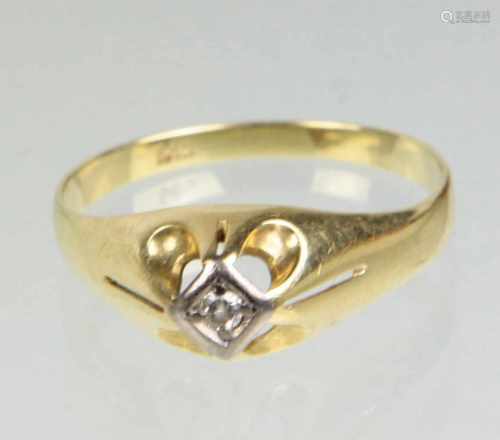 Brillant Ring - GG 585in Gelbgold 585 (14 Karat) gearbeitet u. punziert, hochgezogener
