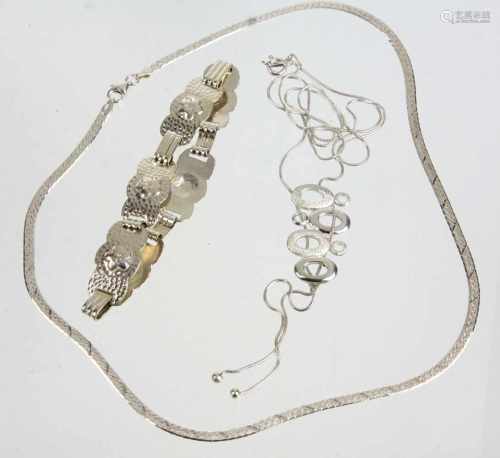 3 Teile SilberschmuckArmband mit Blütengliedern punziert Silber 800, Länge ca. 18 cm sowie 2