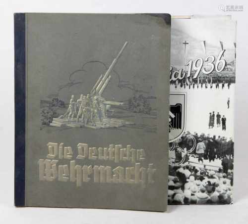 2 Sammelbilderalbenmit *Die Deutsche Wehrmacht*, komplett mit 270 mont., farb. Sammelbildern,