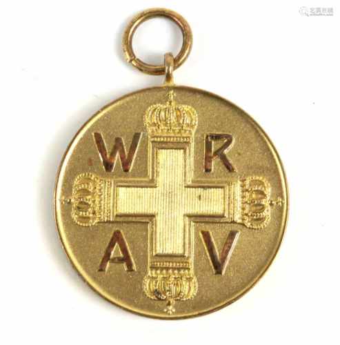 Rote Kreuz Medaille3. Klasse 1898 in Bronze, Genfer Kreuz mit 4 preußischen Königskronen sowie 4