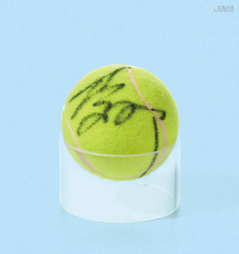 李娜签名网球