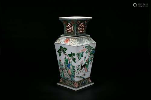 A Wucai 'Lotus And Bats' Square Vase