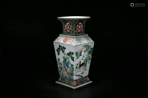 A Wucai 'Lotus And Bats' Square Vase