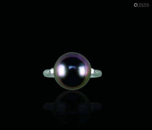 铂金黑珍珠戒指