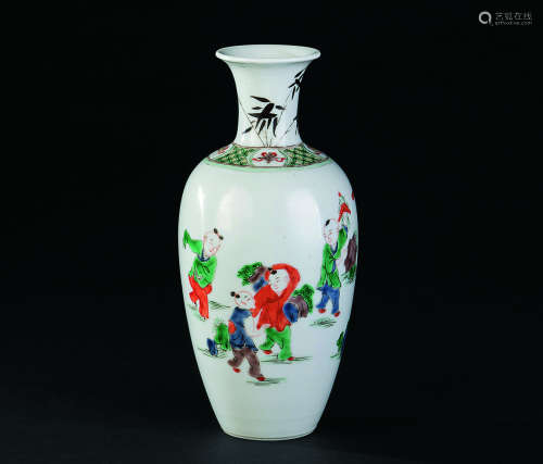 清代（1644-1911） 五彩婴戏图纹瓶
