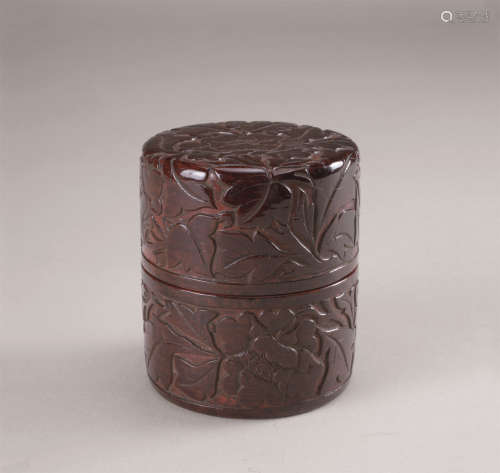 明代（1368-1644） 剔红牡丹纹茶叶罐