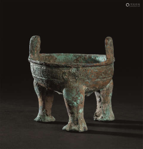 周代（约B.C.1100-256） 青铜双耳三足鼎式炉