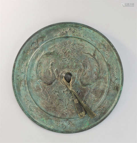 宋代（960-1279） 铜双凤花卉纹镜