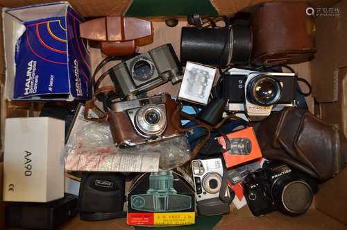 A Tray of 35mm Cameras and Accessories, including Asahi Pentax Spotmatic, Praktica BC 1