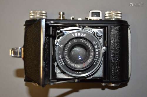 A Welta Welti I Folding 35mm Viewfinder Camera, serial no 4446A, marked 