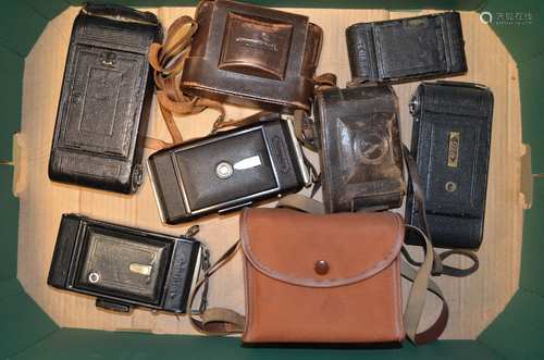 A Group of German Roll Film Folding Cameras, an Ernemann Bob I 6 x 9cm, a Goerz 4 x 6.5cm Tenax,