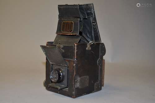 A Graflex Series B 2¼