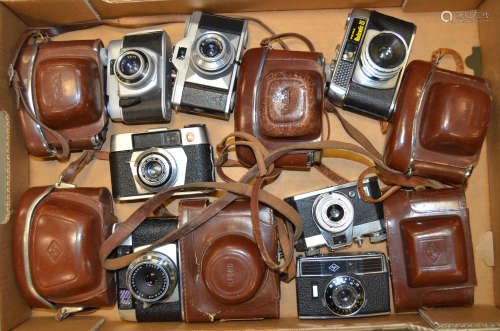 A Tray of German and Japanese 35mm Viewfinder Cameras including Agfa, Beirette, Ilford, King-Regula,