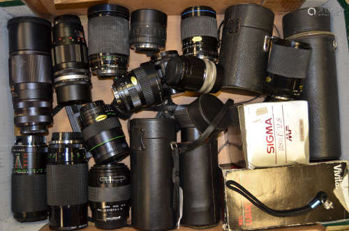 A Tray of Zoom and Prime Lenses, including Carl Zeiss Jena, Galaxy, Hanimex, Minolta, Ozeck, Pentax,