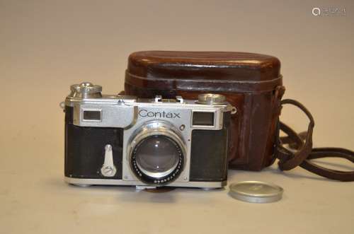 Contax II Rangefinder Camera, with coated Carl Zeiss Jena Sonnar 5cm f/1.5 lens, body F, elements G