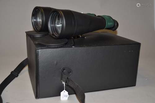 A Pair of Inpro 20 x 80 Binoculars, Type BC-3, field 3.2° with waterproof body, maker's case and