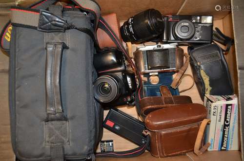 A Nikon N50 SLR Camera Outfit, a N50, serial no 2522347, shutter working with an AF-Nikkor 35-80mm