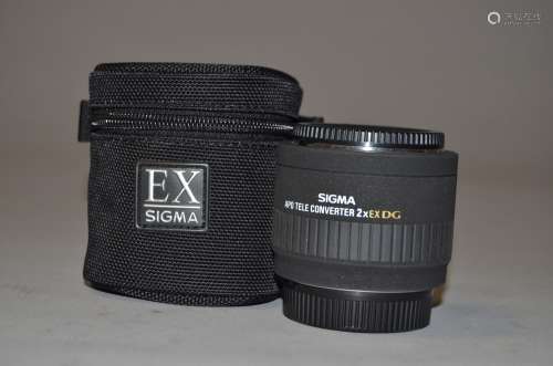A Sigma APO Tele Converter 2x EX DG, for Nikon AF D mount, barrel VG, scratches on tripod foot,