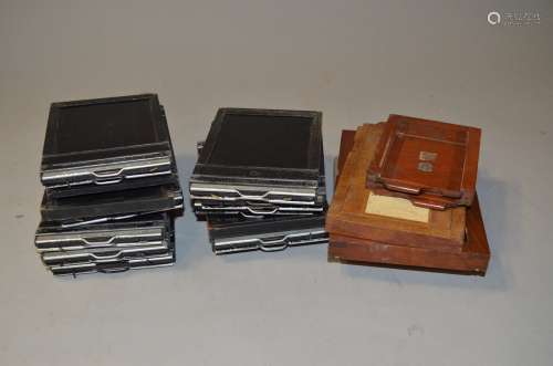 Double Dark Slides, Graflex 5 x 4 Graphic Film Holders Type 5 (13), other dds (2) and parts (a lot)