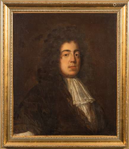 English School 18th Century- Portrait of a gentleman, head and shoulders,
