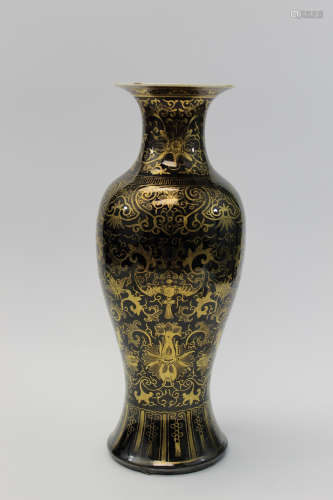 Chinese gilt black glaze porcelain vase. Kangxi mark.