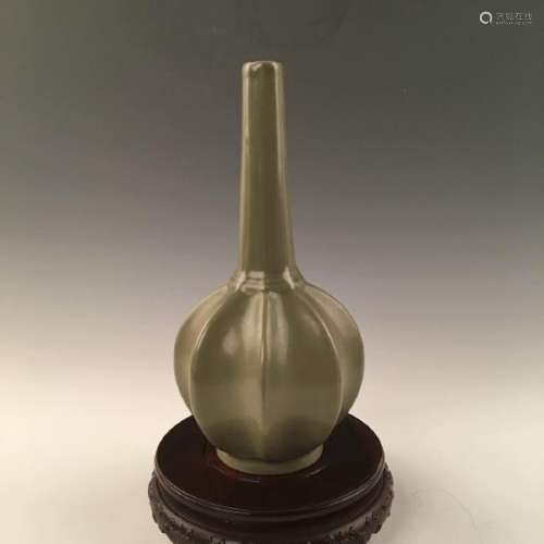 Chinese Teadust Glazed Melon-Shape  Bottle