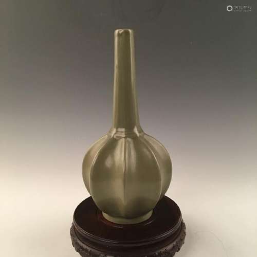 Chinese Teadust Glazed Melon-Shape  Bottle