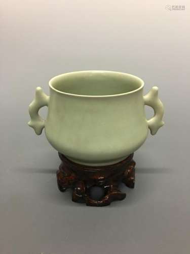 Chinese Ru Type Cup with Handles