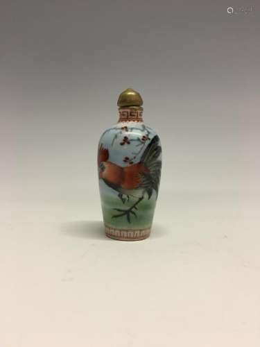 Chinese Procelain Snuff Bottle With Painting And Qian