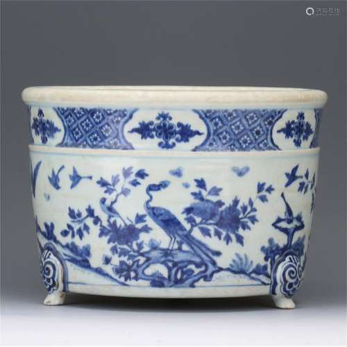 CHINESE PORCELAIN BLUE AND WHITE BIRD AND FLOWER CENSER