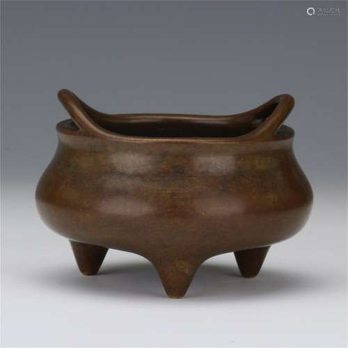 CHINESE BRONZE TRIPLE FEET CENSER