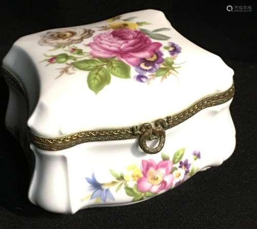 Limoges France Floral Hinged Lid Box