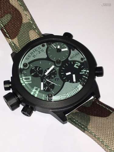 Welder Series K-29 Wrist Watch In Case