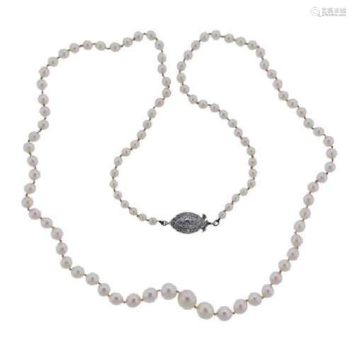 Platinum Diamond Pearl Graduated Necklace