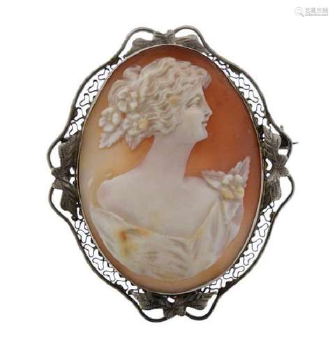 14k Gold Cameo Filigree Brooch Pendant