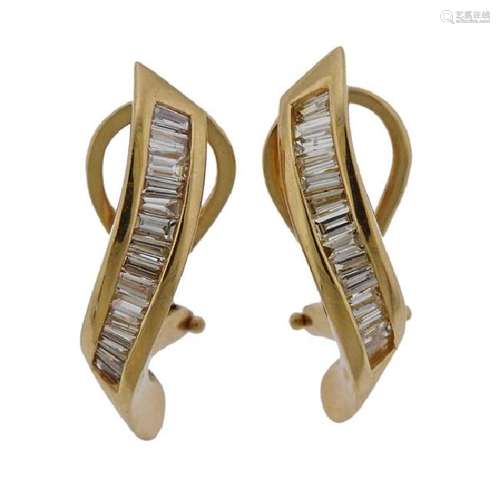 14k Gold Diamond Wave Earrings