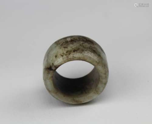 Antique Chinese Carved Jade Thumb/Archers Ring