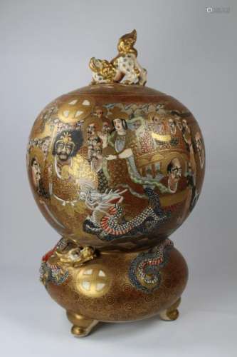Exceptional Japanese Double Gourd Satsuma Vase