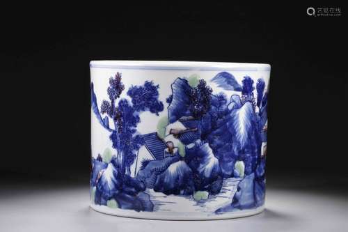 A BLUE ADN WHITE BRUSH POT, KANGXI MARK