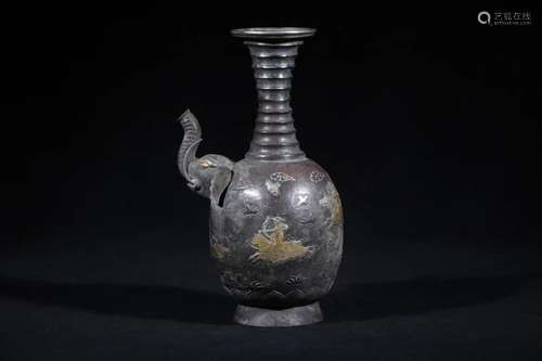 A GILT-SILVER `ELEPHANT` WATER POT