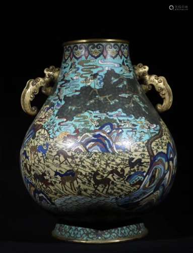 A CLOISONNE ENAMEL VASE, QIANLONG MARK