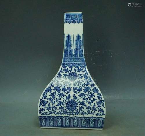 A Blue and White Porcelain Vase