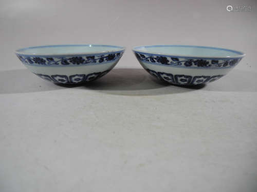 A Pair of Blue and White Porcelain Bowls